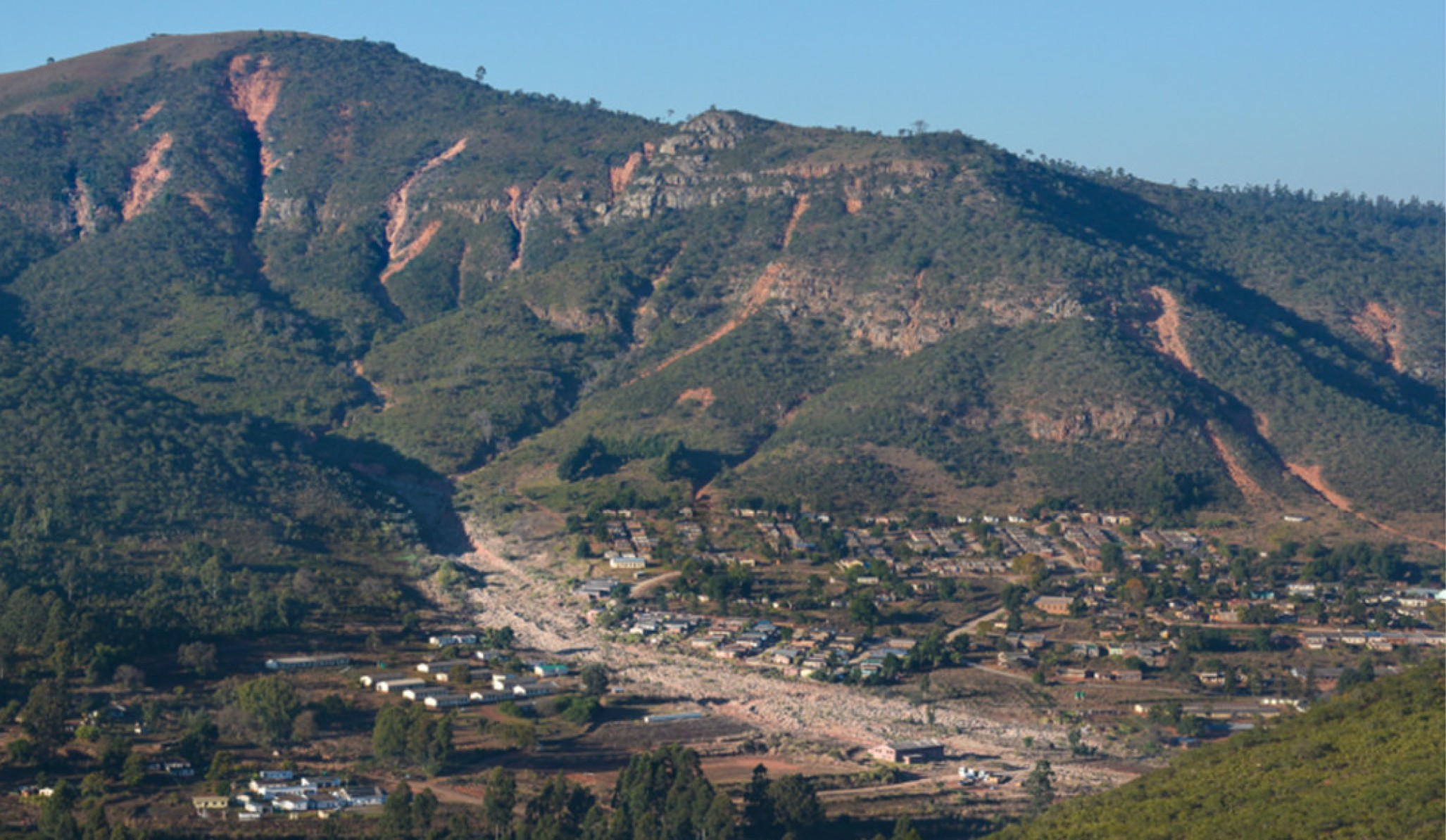 Landslides in Chimanimani_panorama
